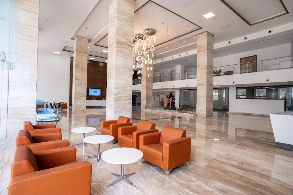 SLG Hospitals by Ajeenkya DY Patil Healthcare - Photo 1