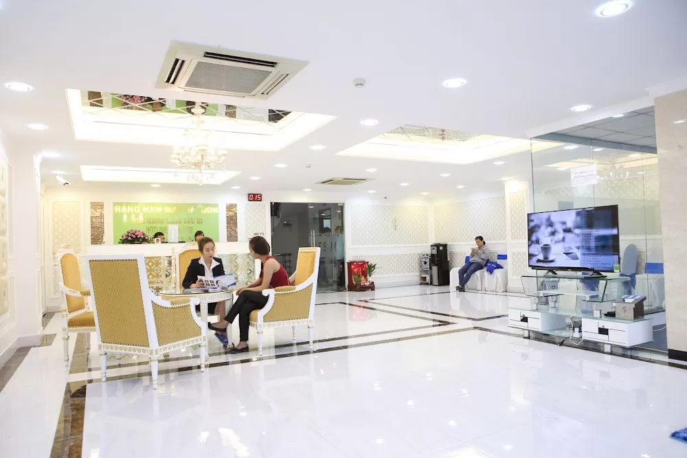 Dental Hospital Saigon - Photo 7