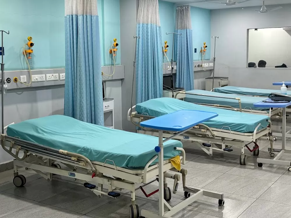 Pristyn Care Zoi Super Speciality Hospital - Photo 1