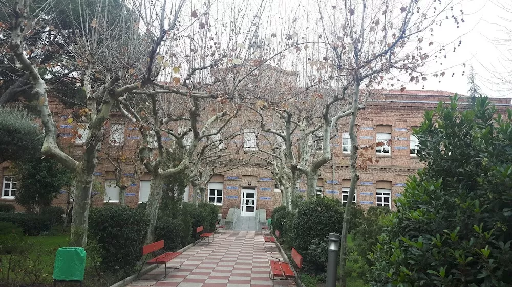 San Jose Institute Foundation - Photo 6