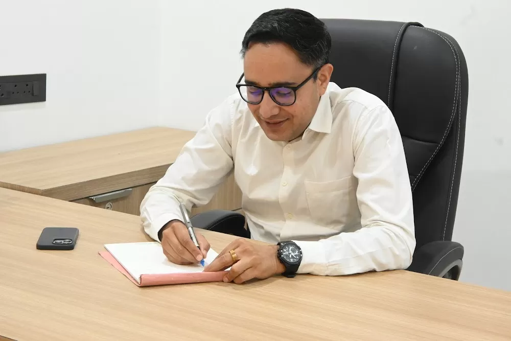 UM Cancer Hospital Jaipur - Photo 7