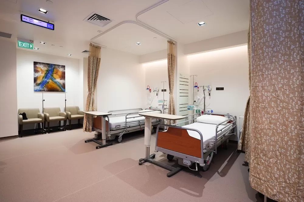 Parkway Cancer Centre Singapore - Mount Elizabeth Medical Centre, Level 2 - Photo 1