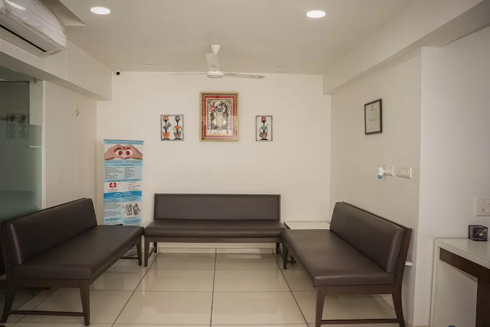 Dr Saurin Dalal - Nephrologist Doctor | Kidney Transplant | Dialysis Physician in Ahmedabad,Gujarat,India - Photo 2