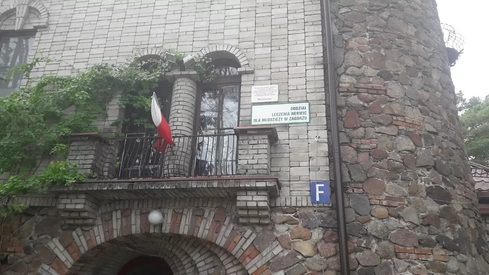 Oddział Leczenia Nerwic dla Młodzieży w Zagórzu - Photo 1
