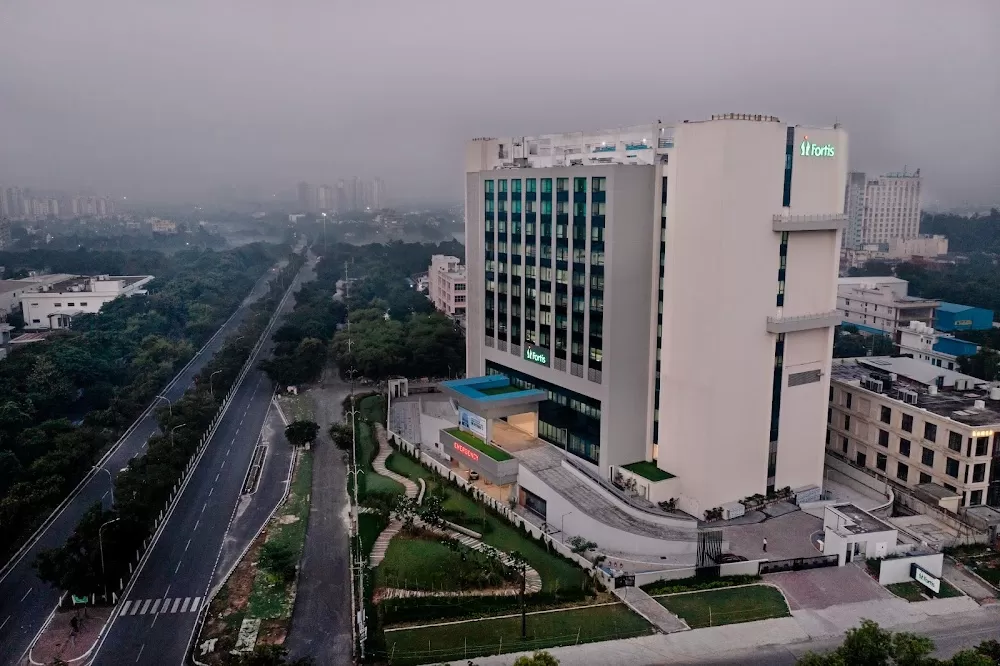 Department of Cardiac Sciences at Fortis Hospital - Greater Noida - Photo 4