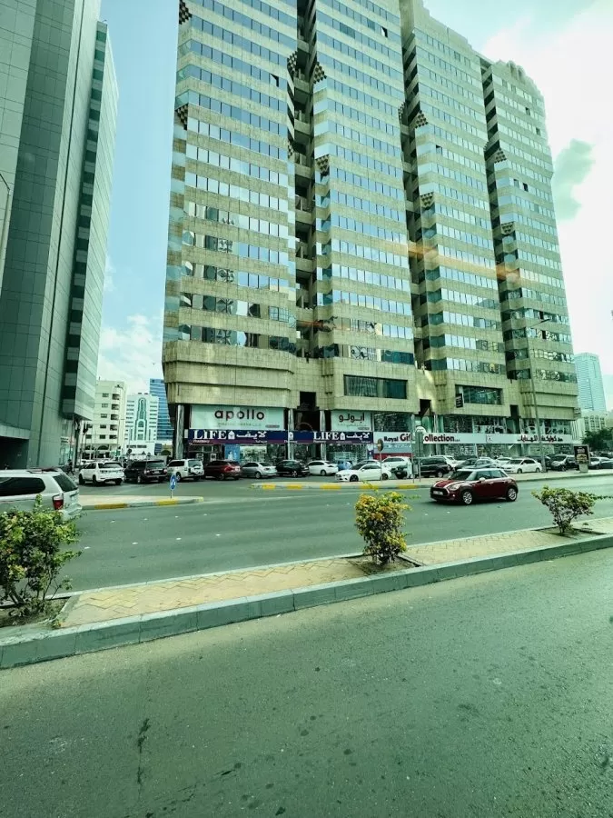 Apollo Medical Centre Sole Proprietorship LLC - Photo 4