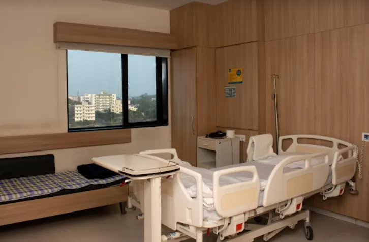 Best Surgeon - Dr. Prashant | 13+ Yrs of Exp. | Nashik - Photo 2