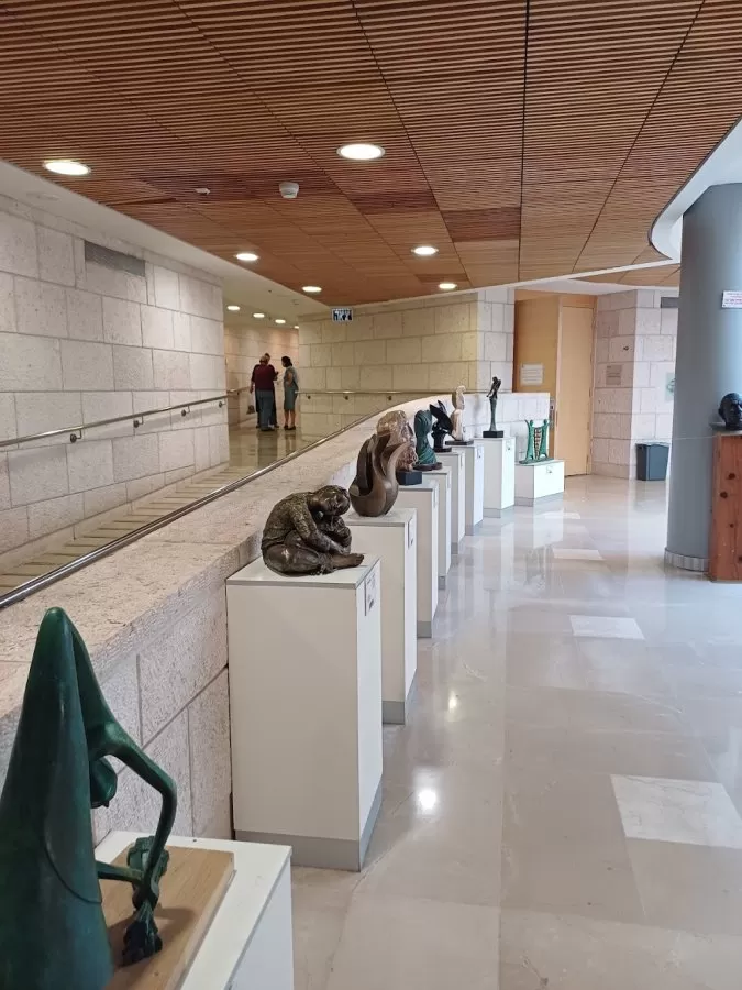 מתחם המיון עם רכב לבדיקת COVID19 - Photo 3