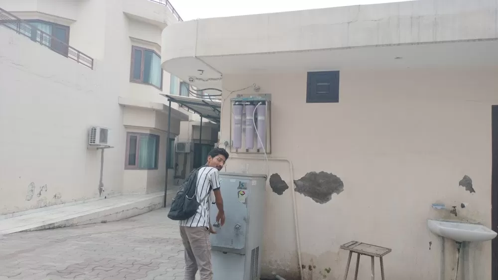 Eye Hospital - Photo 2
