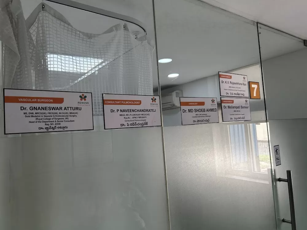 Renova Hospitals Langar Houz - Photo 3
