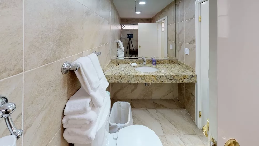BioCare Hospital and Wellness Center - Photo 2