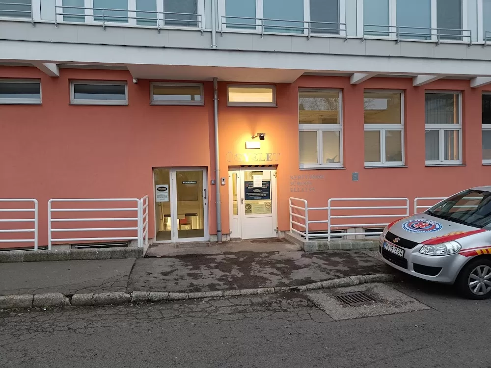 Kertvárosi Egészségügyi Szolgálat - Photo 2