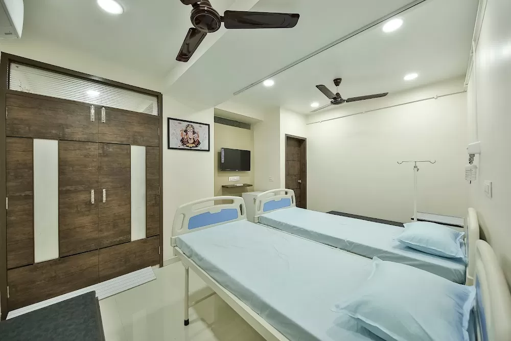 વેદ કાન નાક ગળા ની હોસ્પિટલ - Photo 8