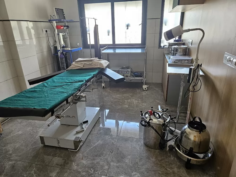 Kankaria Multispeciality Hospital - Photo 3