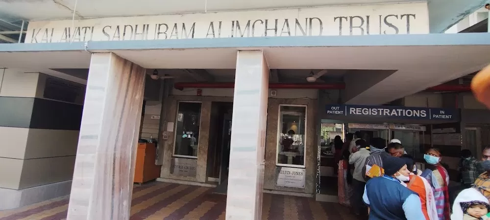 Sadhuram Eye Hospital - Photo 5