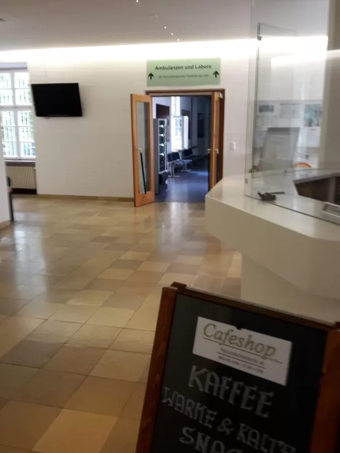 Klinik und Poliklinik für Dermatologie und Allergologie der LMU München - Photo 8
