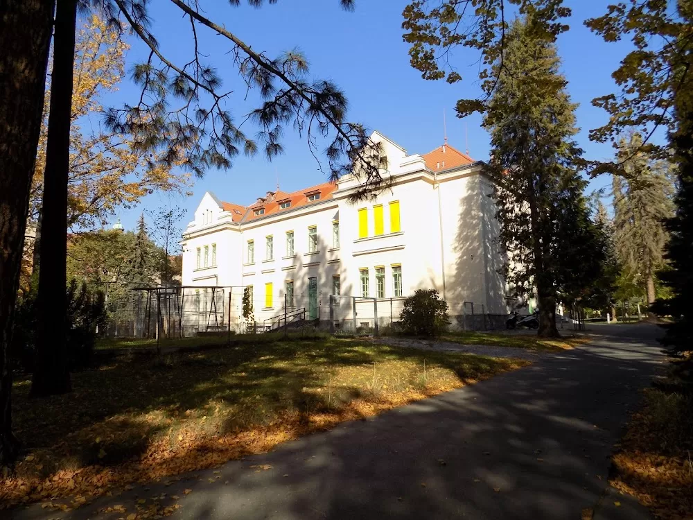 Psychiatric hospital Bohnice - Photo 2