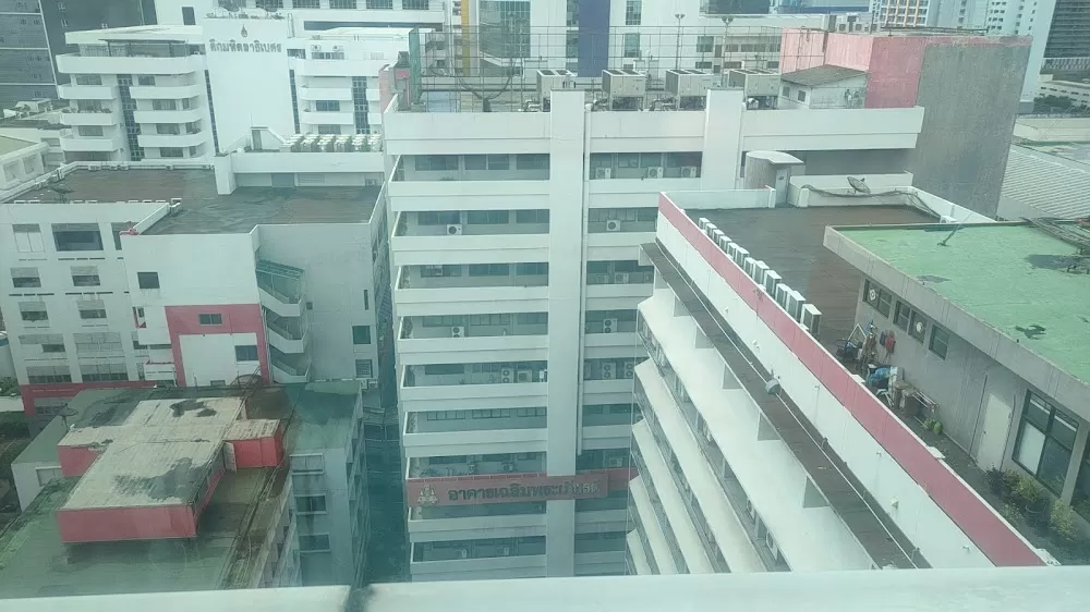 Hospital for Tropical Diseases - Photo 7