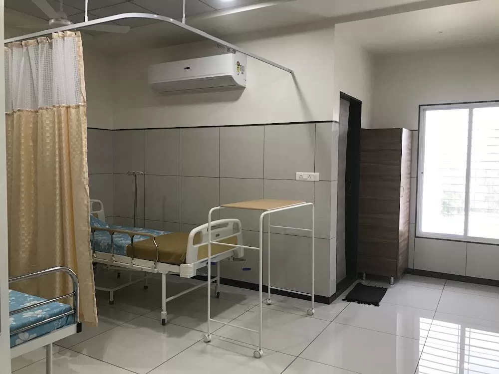 Coral Hospital - Photo 5