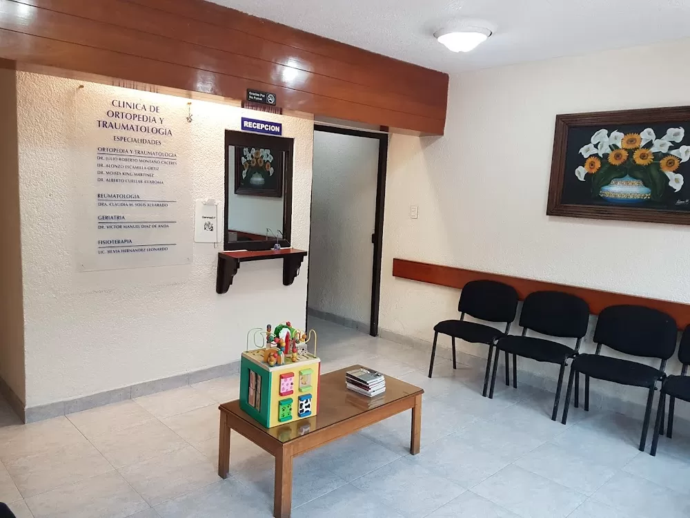 Clínica de Ortopedia y Traumatología - Photo 8