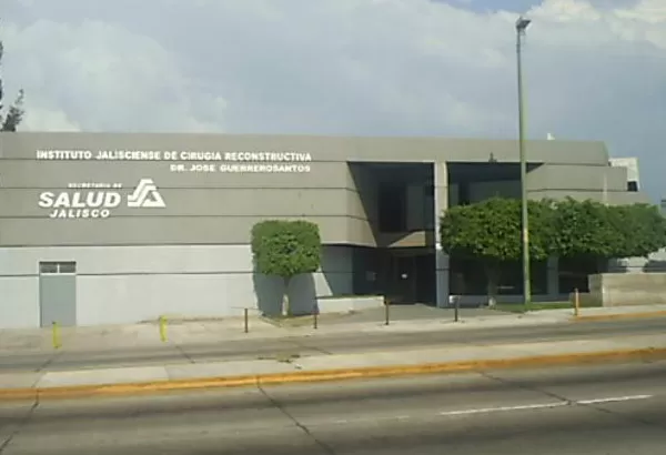 Jalisco Institute of Reconstructive Surgery - Photo 4