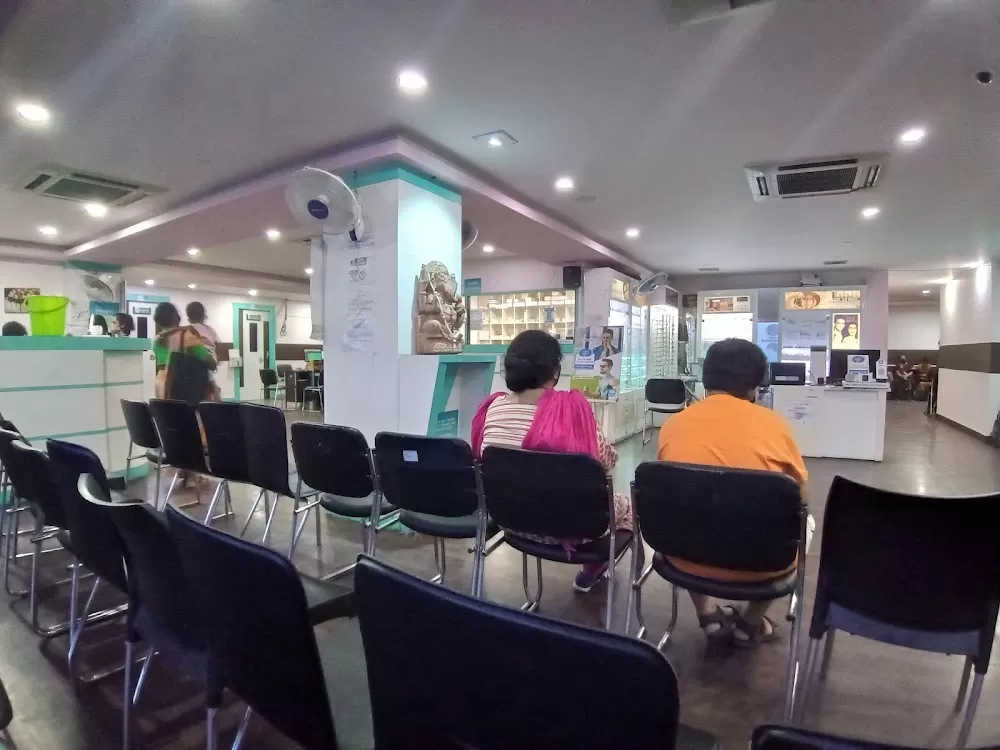 Disha Eye Hospital Gariahat - Photo 1