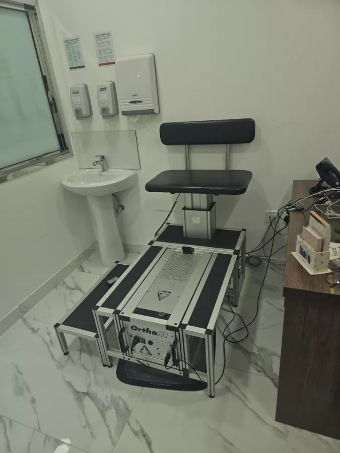 Emirates Podiatry Center ~مركز الإمارات لطب الأقدام - Photo 3