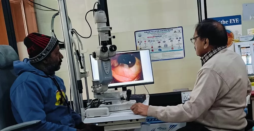 Bhatti Eye Clinic - Photo 5