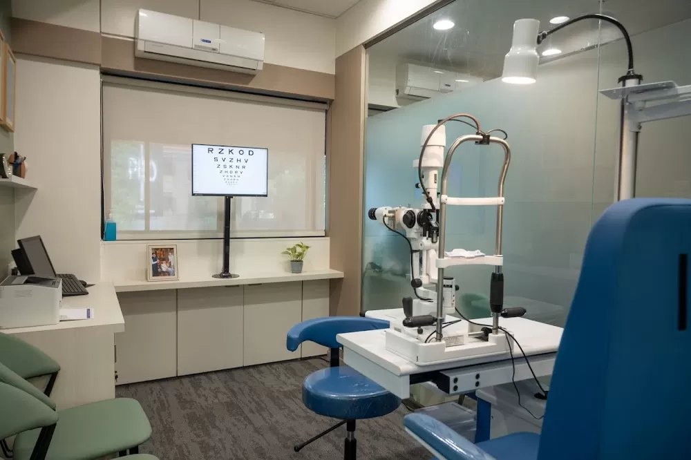 Galaxy Eye Hospital - Photo 1