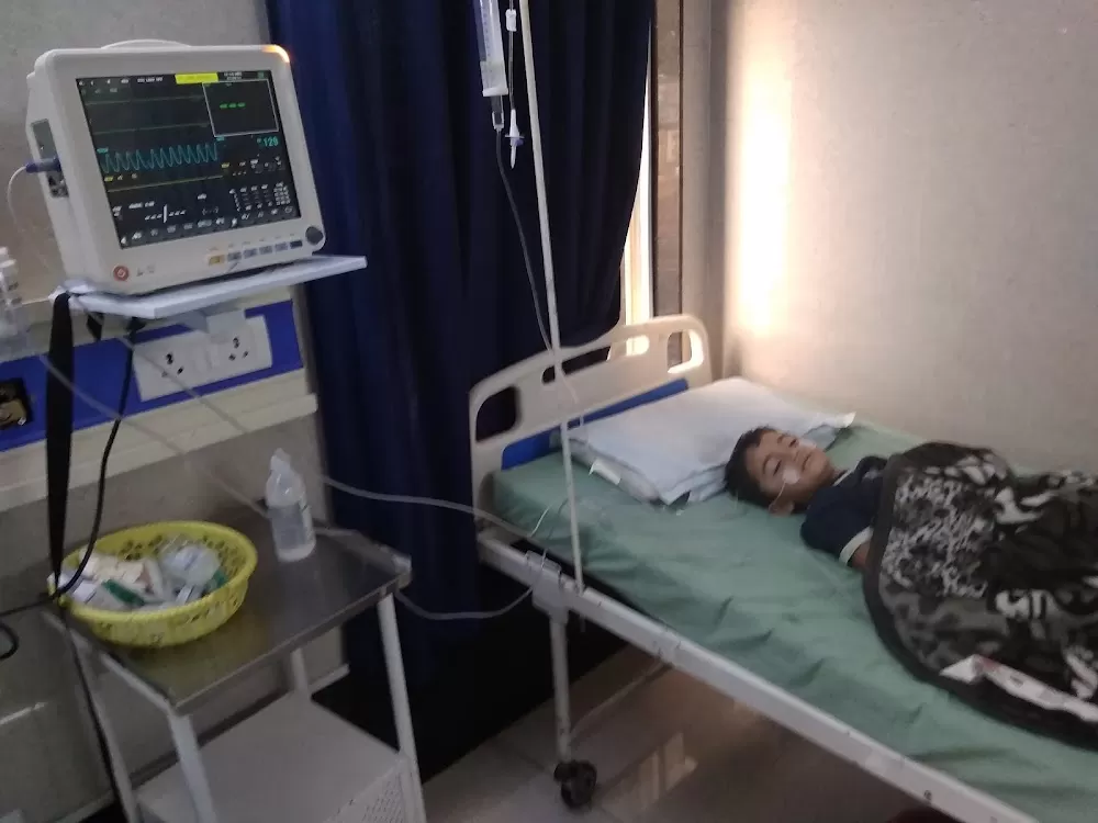 Dulaar Hospital - Photo 6