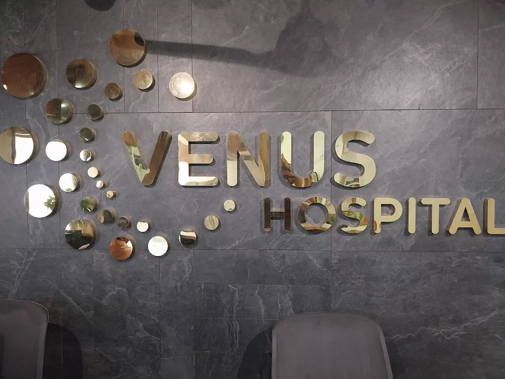 VENUS HOSPITAL - Photo 6