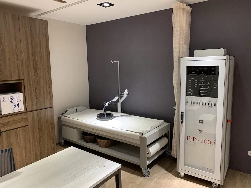 Zhongmei Hospital - Photo 3