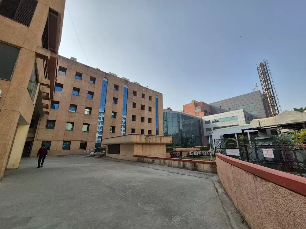 Ilbs Hospital - Photo 2