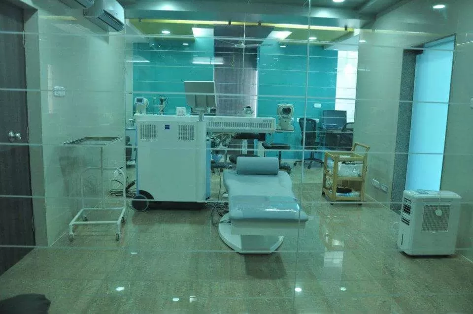 Kadam Eye Hospital and Kadam Eye Lasik centre - Photo 6