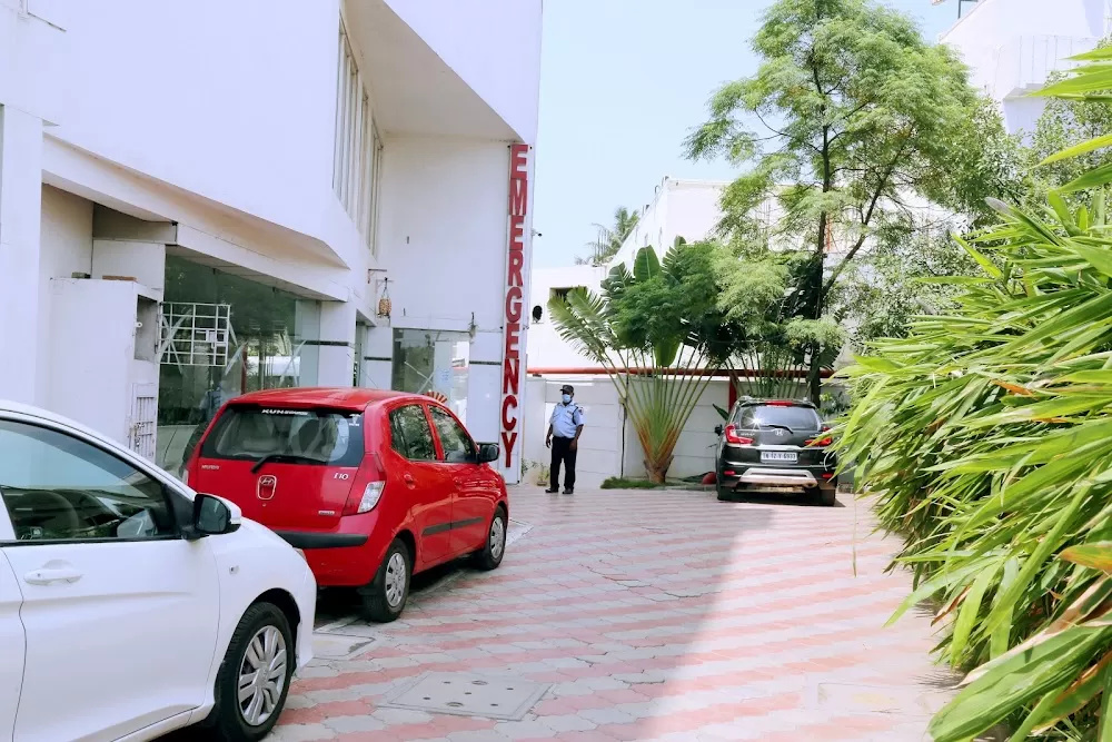 Ravina Hospital - Photo 5