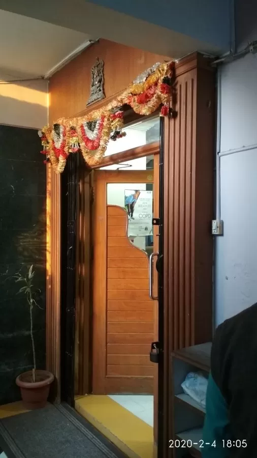 Kailash Hospital, Dr. Manoj Yadav, Pulmonologist - Photo 4
