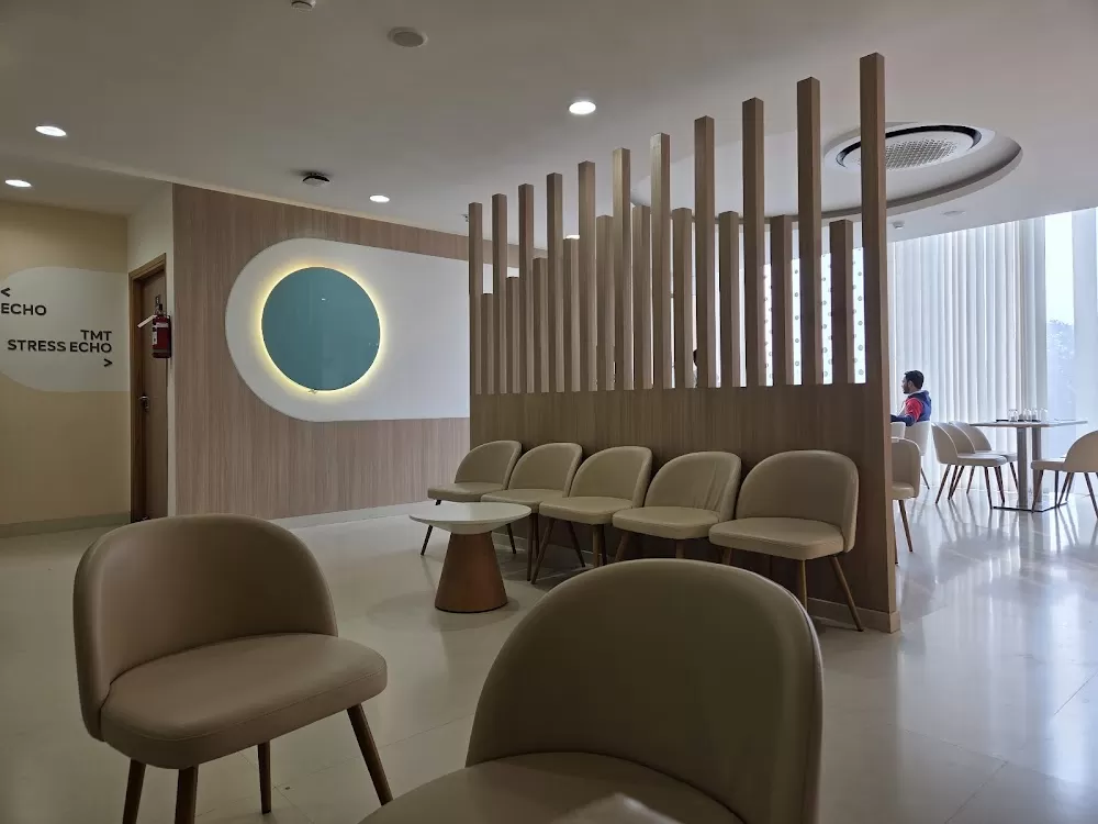 Medanta Mediclinic - Golf Course - Photo 1