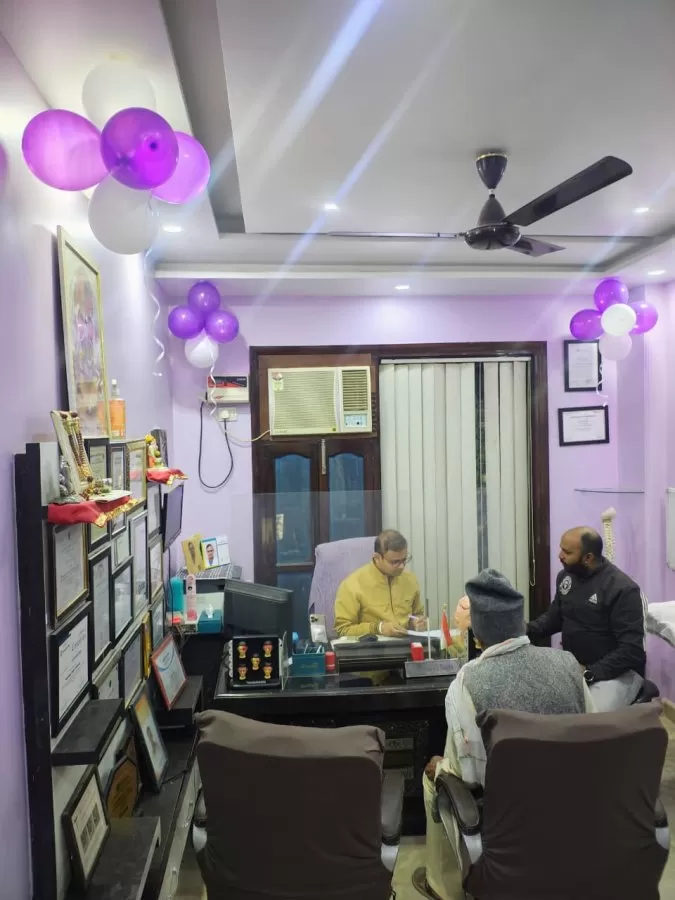 Dr. Ashutosh Gupta - Senior Neurologist Rohini - Photo 1
