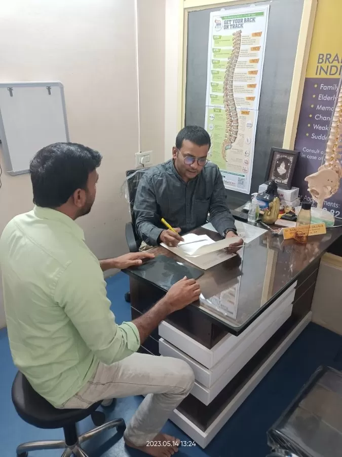 BHARATHI SPINE AND BRAIN CLINICS - Photo 6