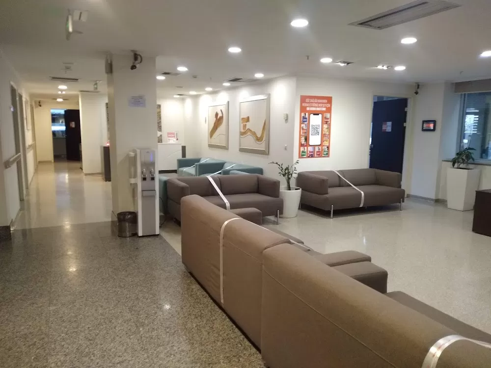 Dünyagöz Hospital Altunizade - Photo 5