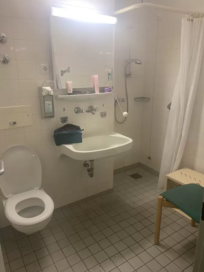 HOSPITAL REINBEK ST. ADOLF-STIFT - Photo 7