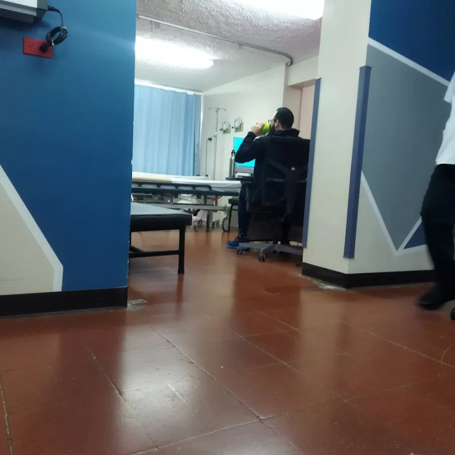 Dr. Solón Núñez Frutos Clinic - Photo 5