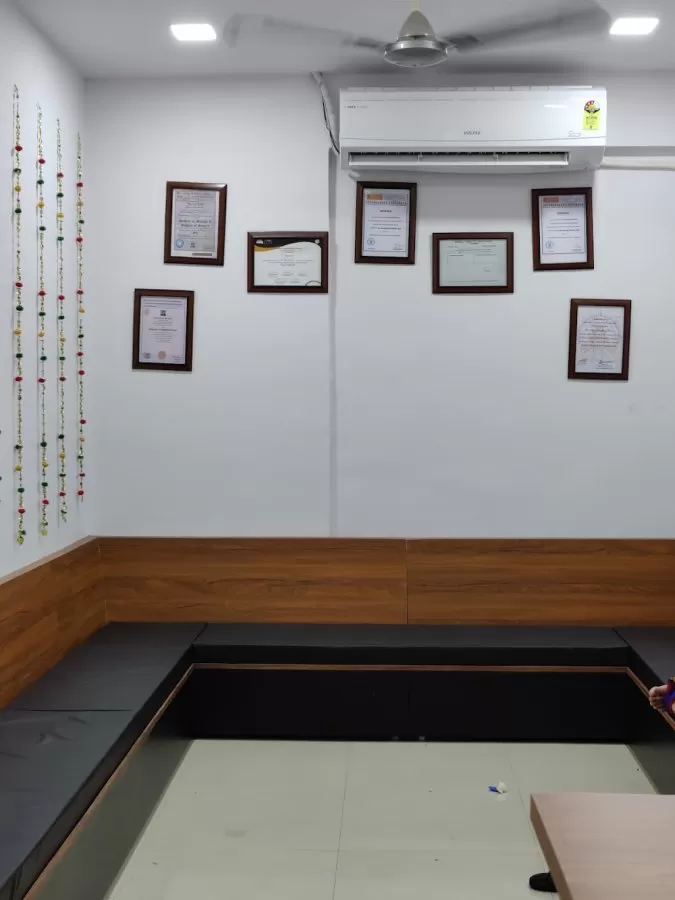 Ahmedabad Eye Hospital - Photo 1
