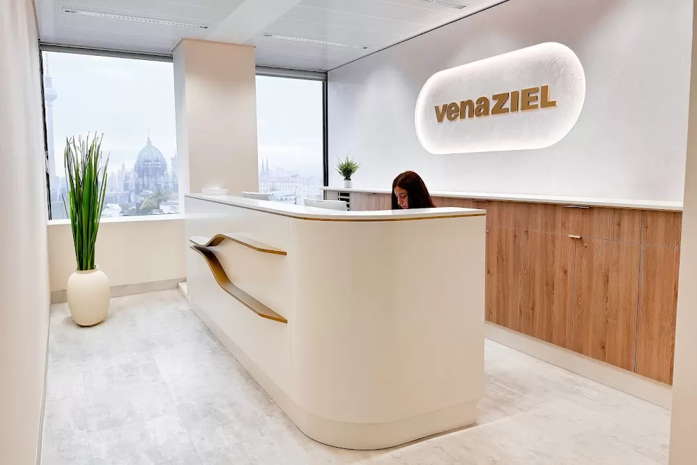 VenaZiel Berlin MVZ – Zertifiziertes Venen Kompetenz-Zentrum® – Venenzentrum & Gefäßchirurgie - Photo 4