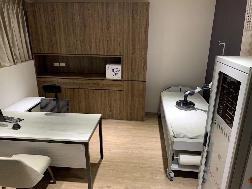 Zhongmei Hospital - Photo 8