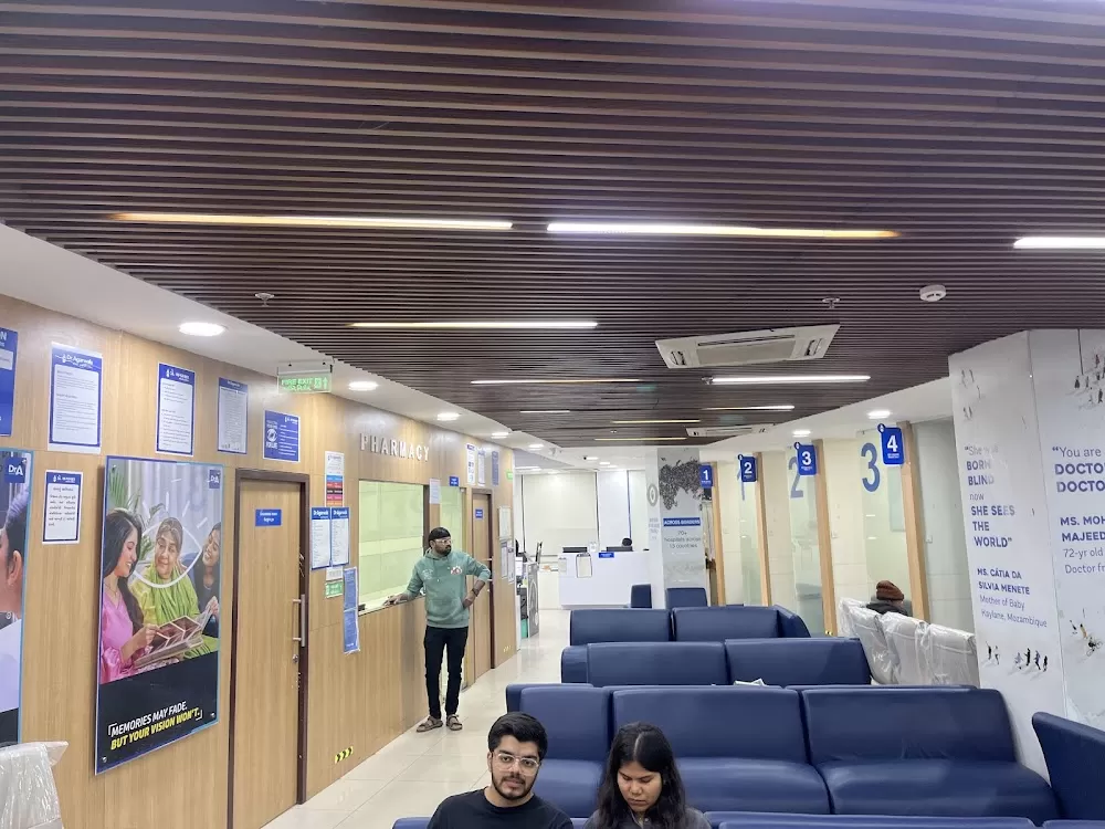 Dr Agarwals Eye Hospital - Photo 4