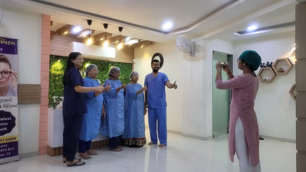 𝗗𝗜𝗩𝗬𝗔𝗠 𝗘𝗬𝗘 𝗛𝗢𝗦𝗣𝗜𝗧𝗔𝗟 BEST CASHLESS CATARACT LASIK EYE SPECIALIST AHMEDABAD - Photo 8