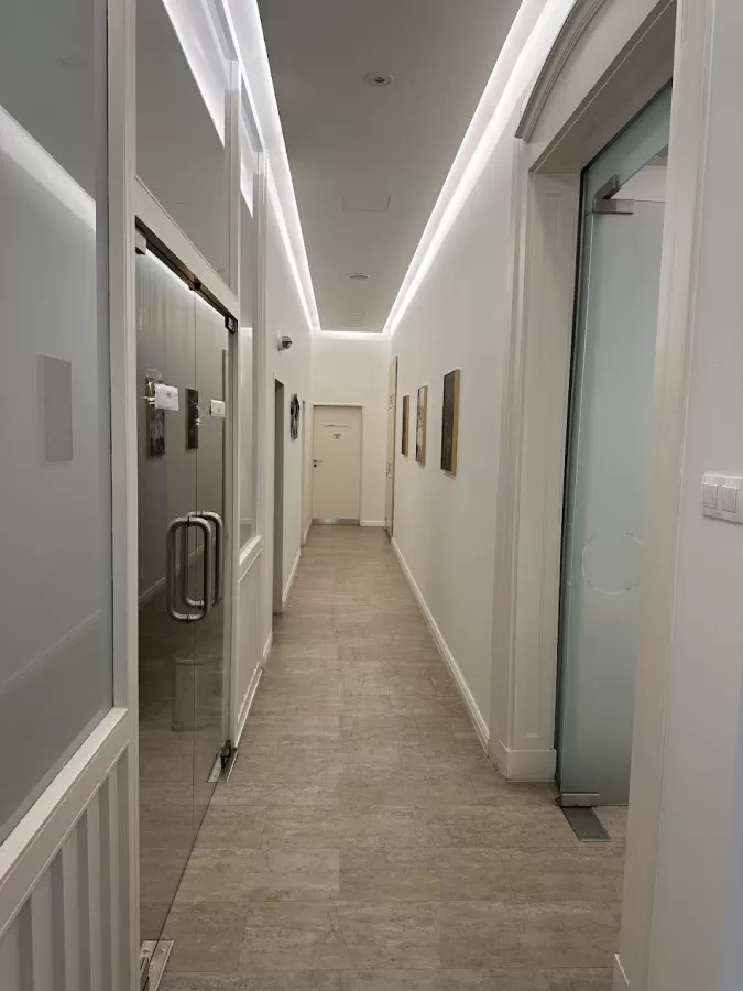 Sabjanics Medical Center - Photo 5