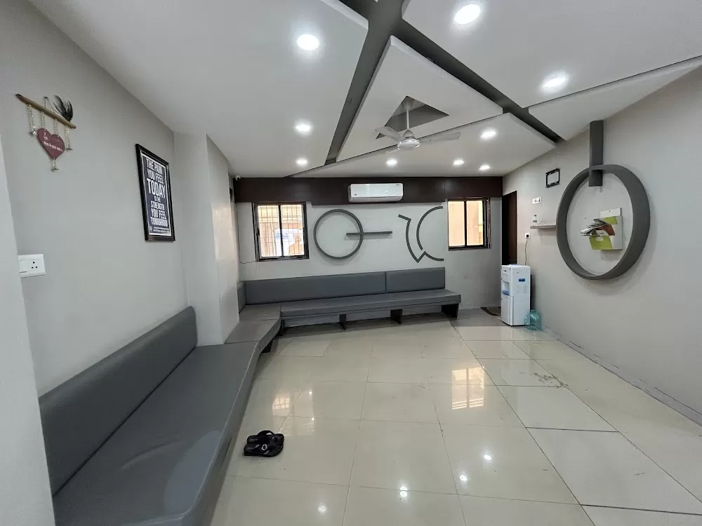 Krishna Kidney Centre - (Dr Bhavin Mandowara) - Best Nephrologist in Vadodara | Kidney Specialist - Photo 2