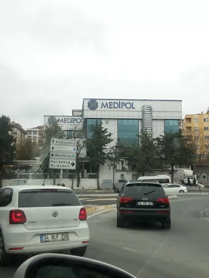 Medipol Koşuyolu Hospital - Photo 3